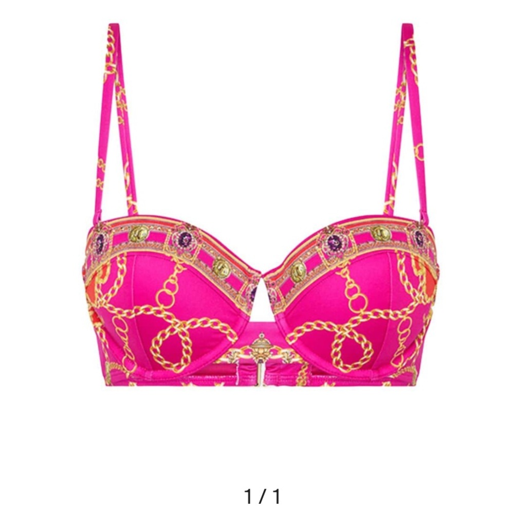 CAMILLA - NWT bikini top size XS b/c cup underwire bra